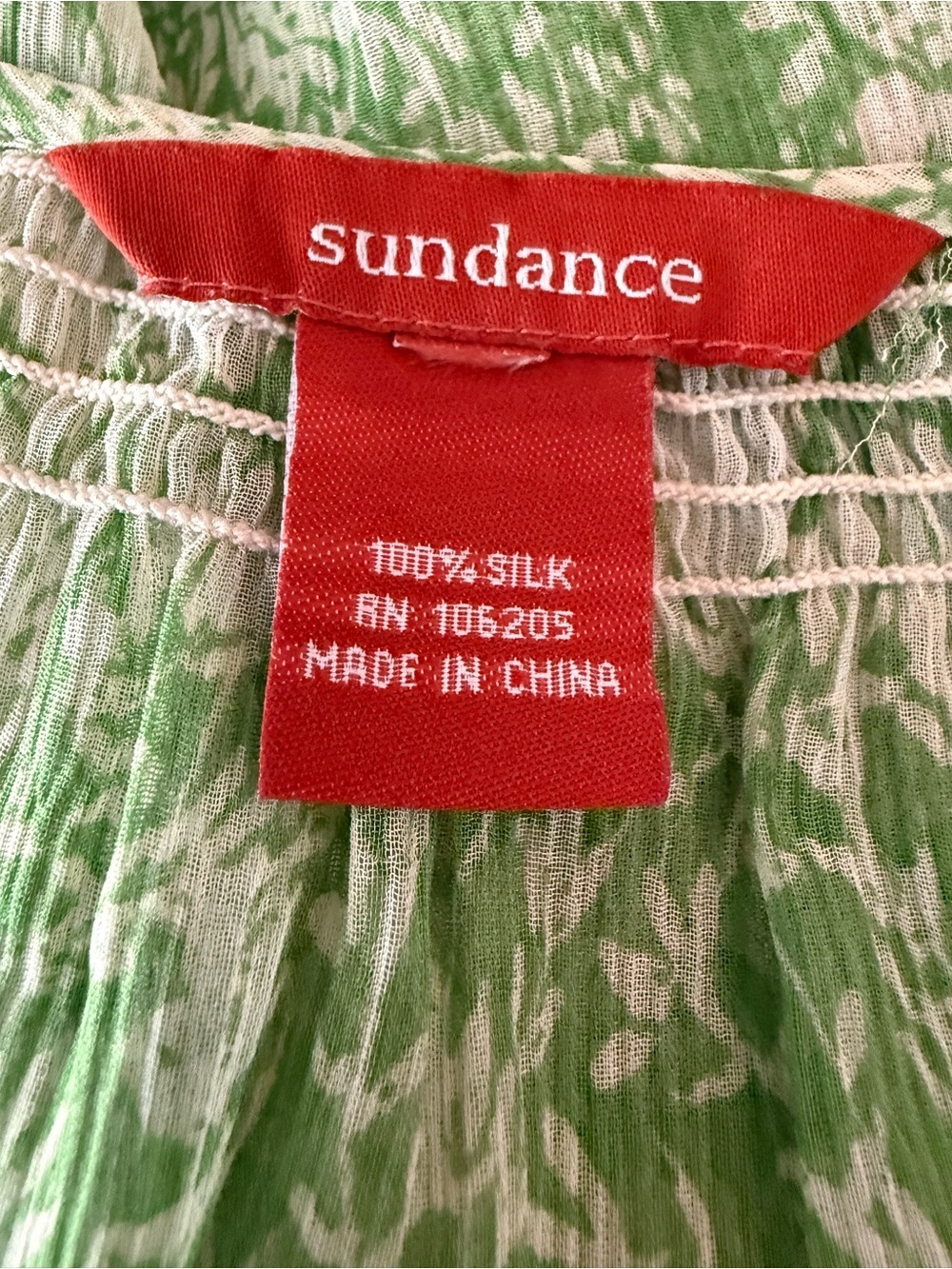 Sundance Sheer Lightweight Green 100% Silk Crinkled Peasant Blouse Size M - Picture 4 of 4